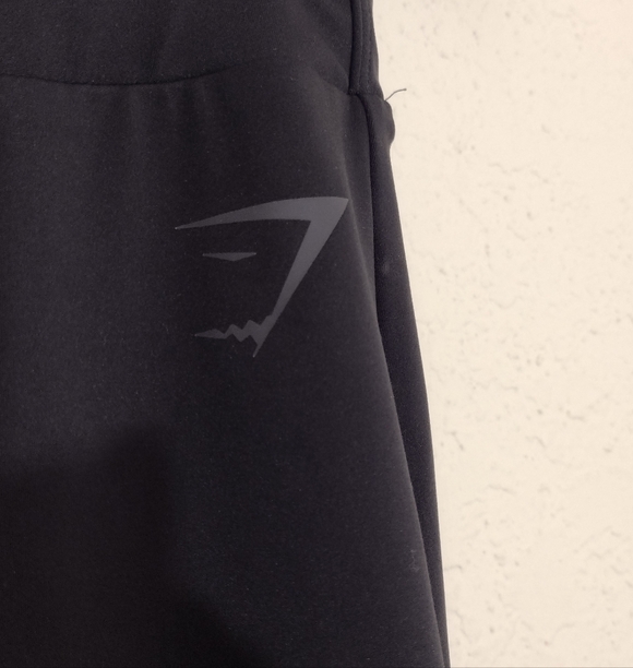 Gymshark Black Leggings With Scrunchy Bottom - Picture 5 of 6